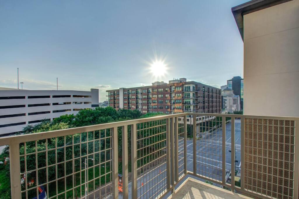 Best 5* Luxury Living Downtown Kingbed Suite Houston Exterior photo