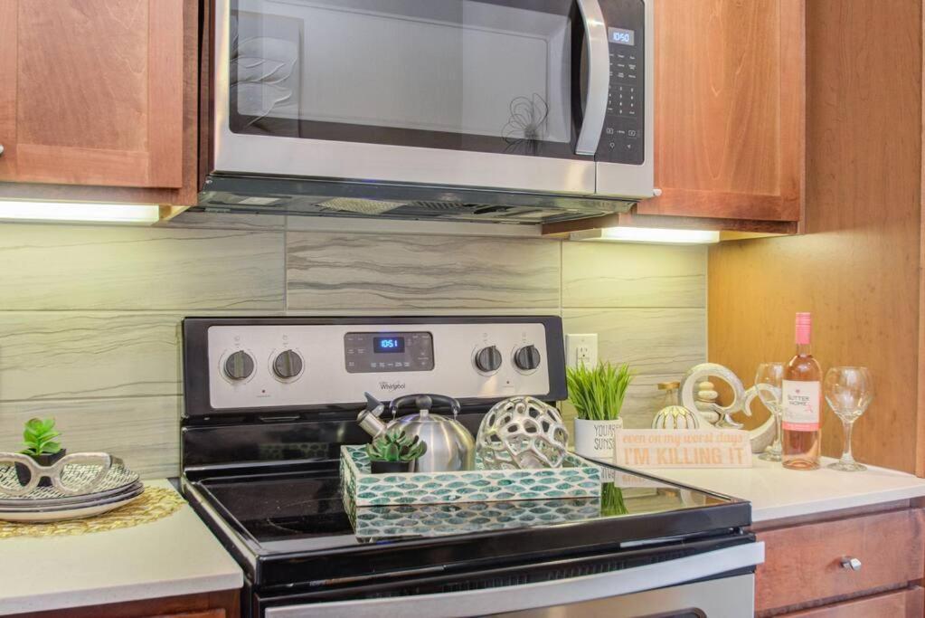 Best 5* Luxury Living Downtown Kingbed Suite Houston Exterior photo